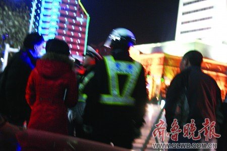 交警查醉驾被警告“我是纪委的别查我司机”