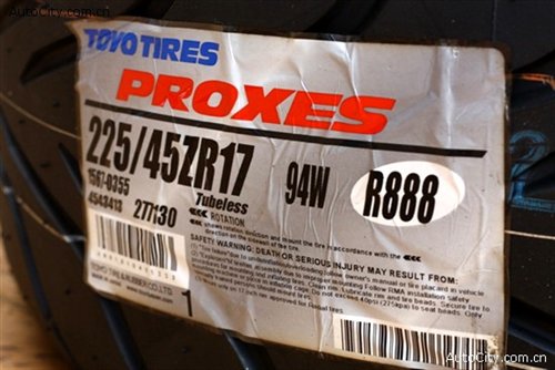 时刻注意你的脚下！高性能运动轮胎详解 汽车之家