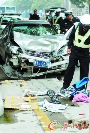 车轮下慈母舍命护儿(图)