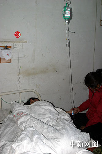 河南民权一司机酒后驾驶 车撞墙致7死4伤