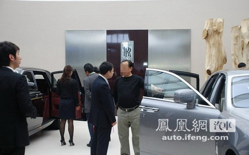 神秘富豪低调出手 北京车展多款豪车被抢购\(3\)