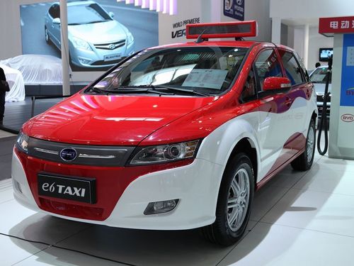 E6taxi北京车展现场图