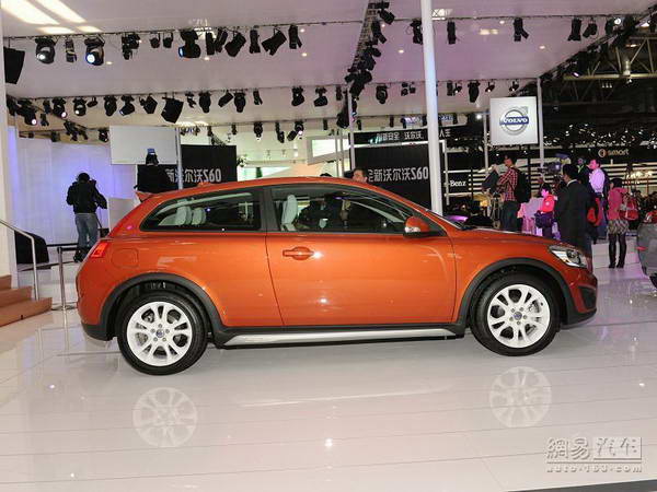 吉利沃尔沃工厂定在上海嘉定 已开始招工