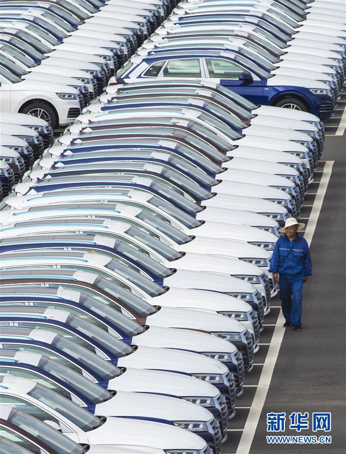 （经济）（4）上半年我国汽车产销量分别达1213.2万辆和1232.3万辆